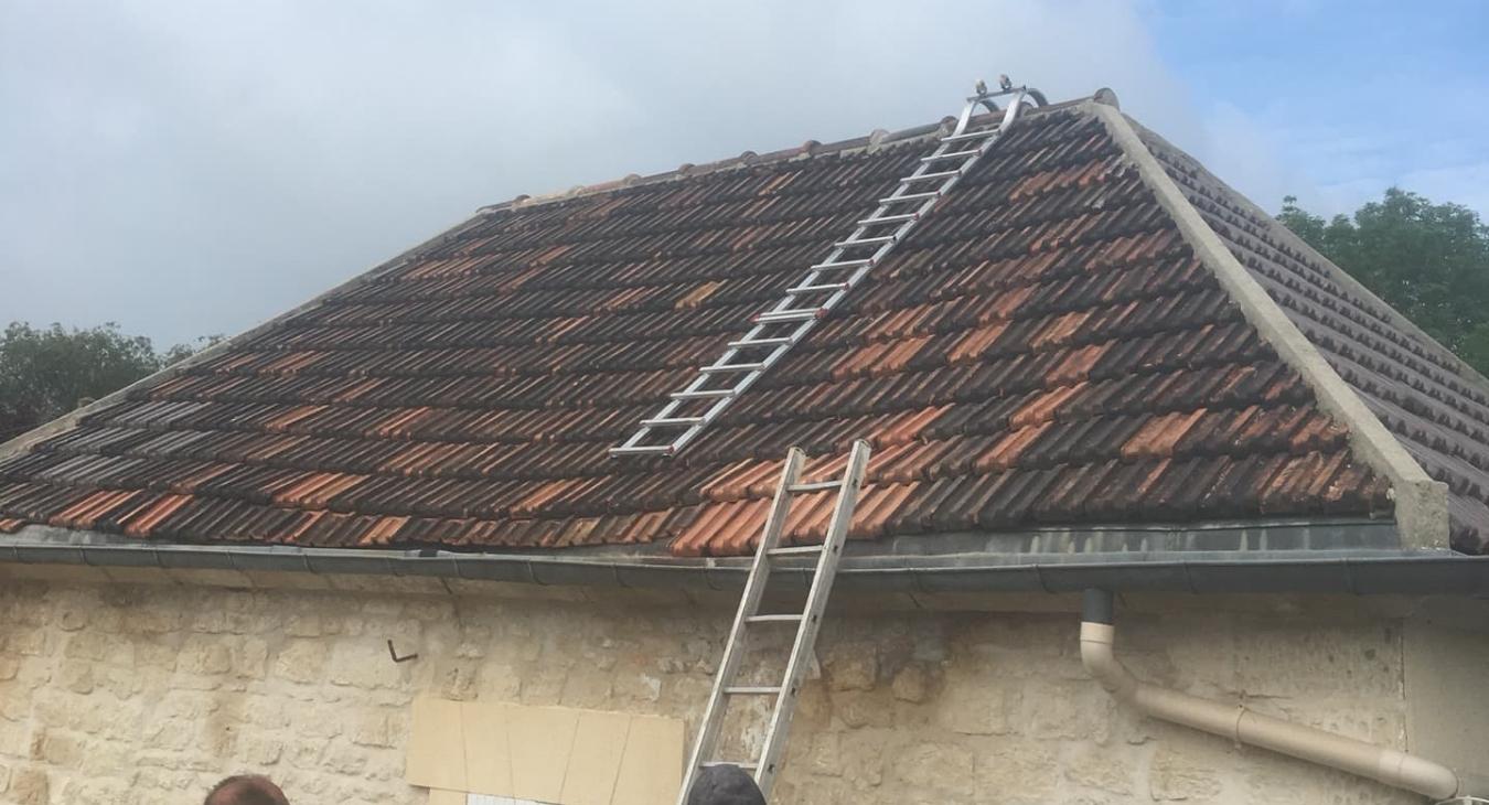 Peinture Hydrofuge de toiture Vineuil-Saint-Firmin