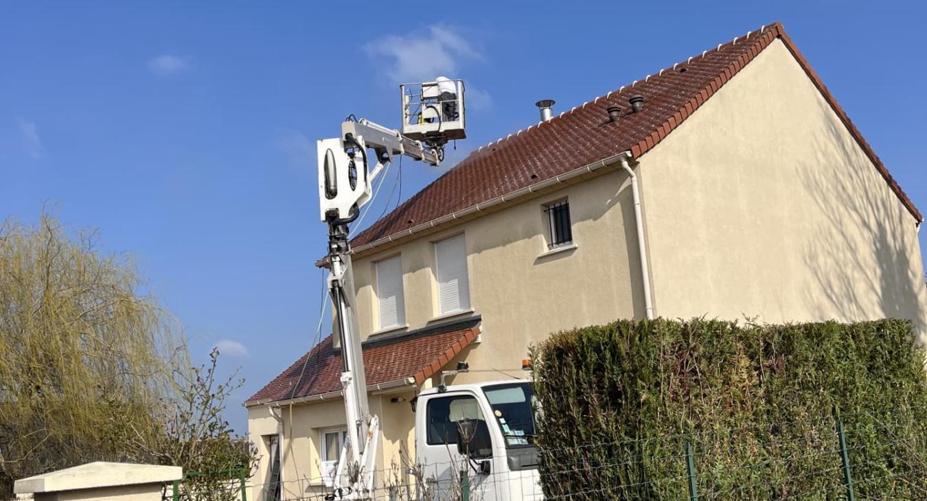 Nettoyage de toiture et façade